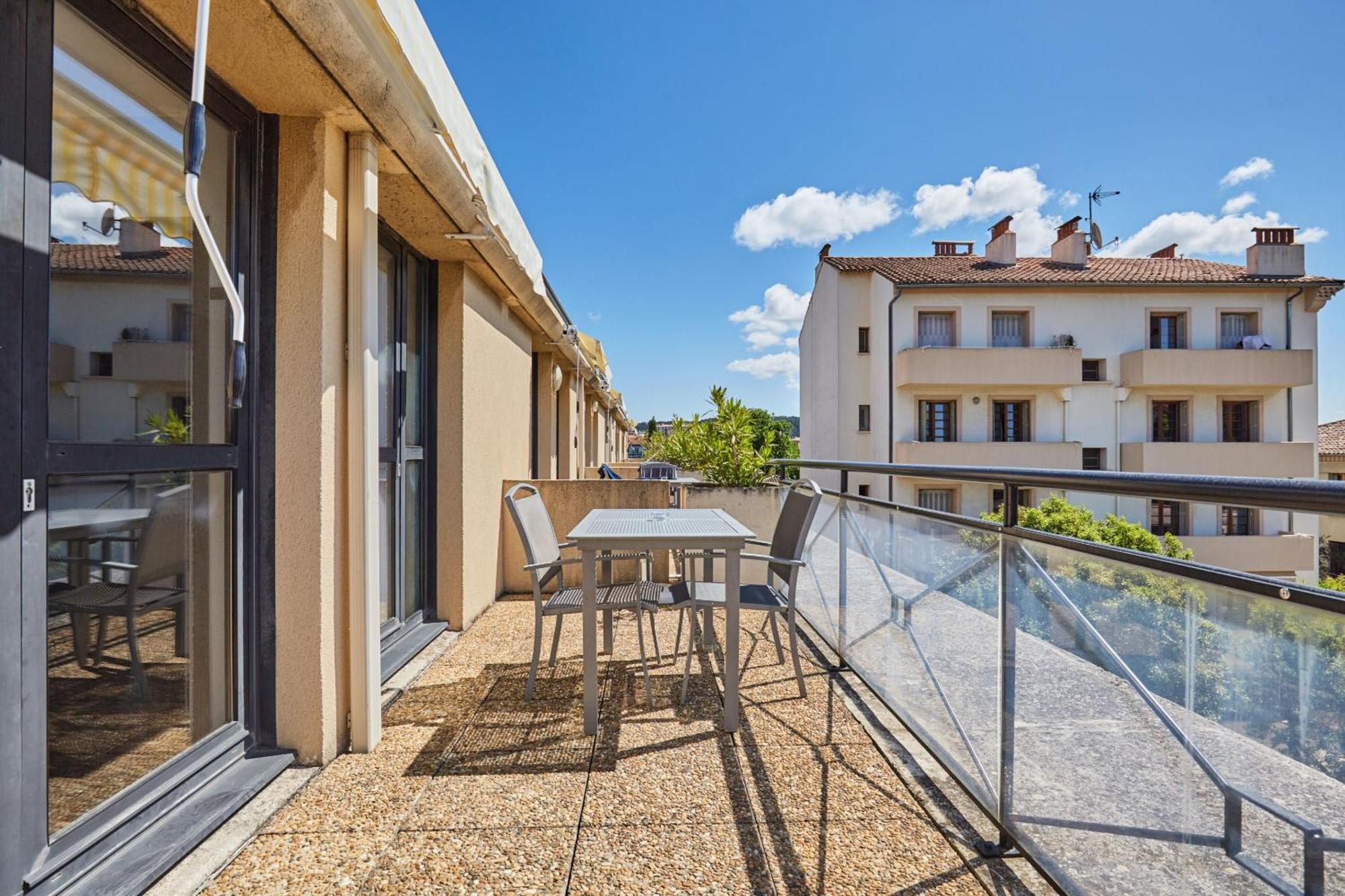 Appart Hotel Odalys City Aix En Provence Les Floridianes Aix-en-Provence Exterior foto